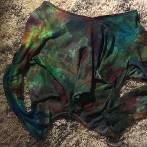 long sleeve tie dye crop top